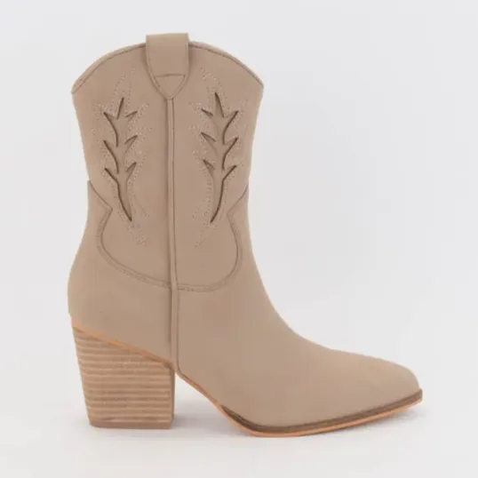 Desert Sands Western Cowboy Cutout Bootie