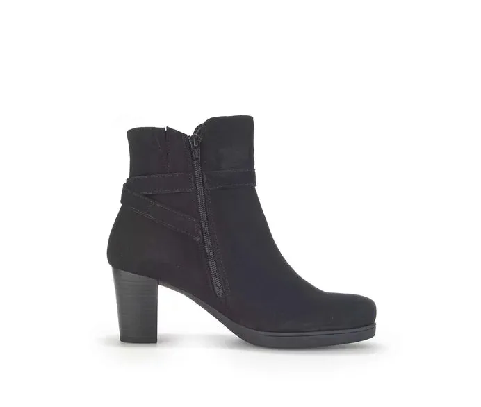 GABOR SUEDE BLOCK HEEL ANKLE BOOT 32.083.47