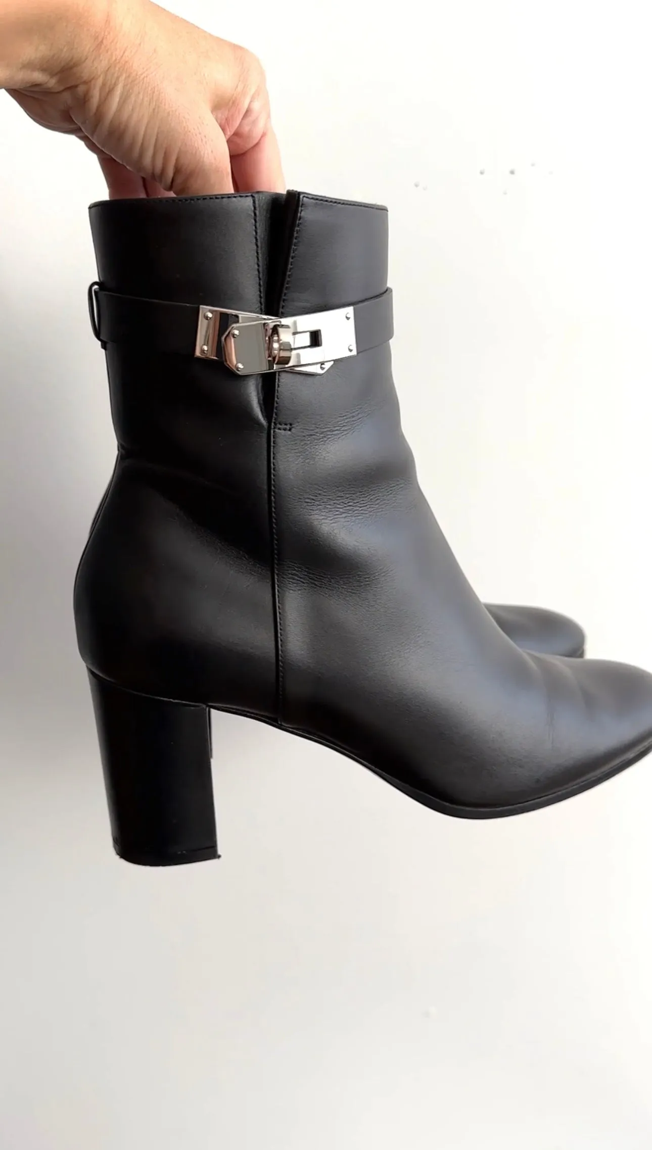 Hermes Black Saint Germain Ankle Boots - 39.5 / 8.5