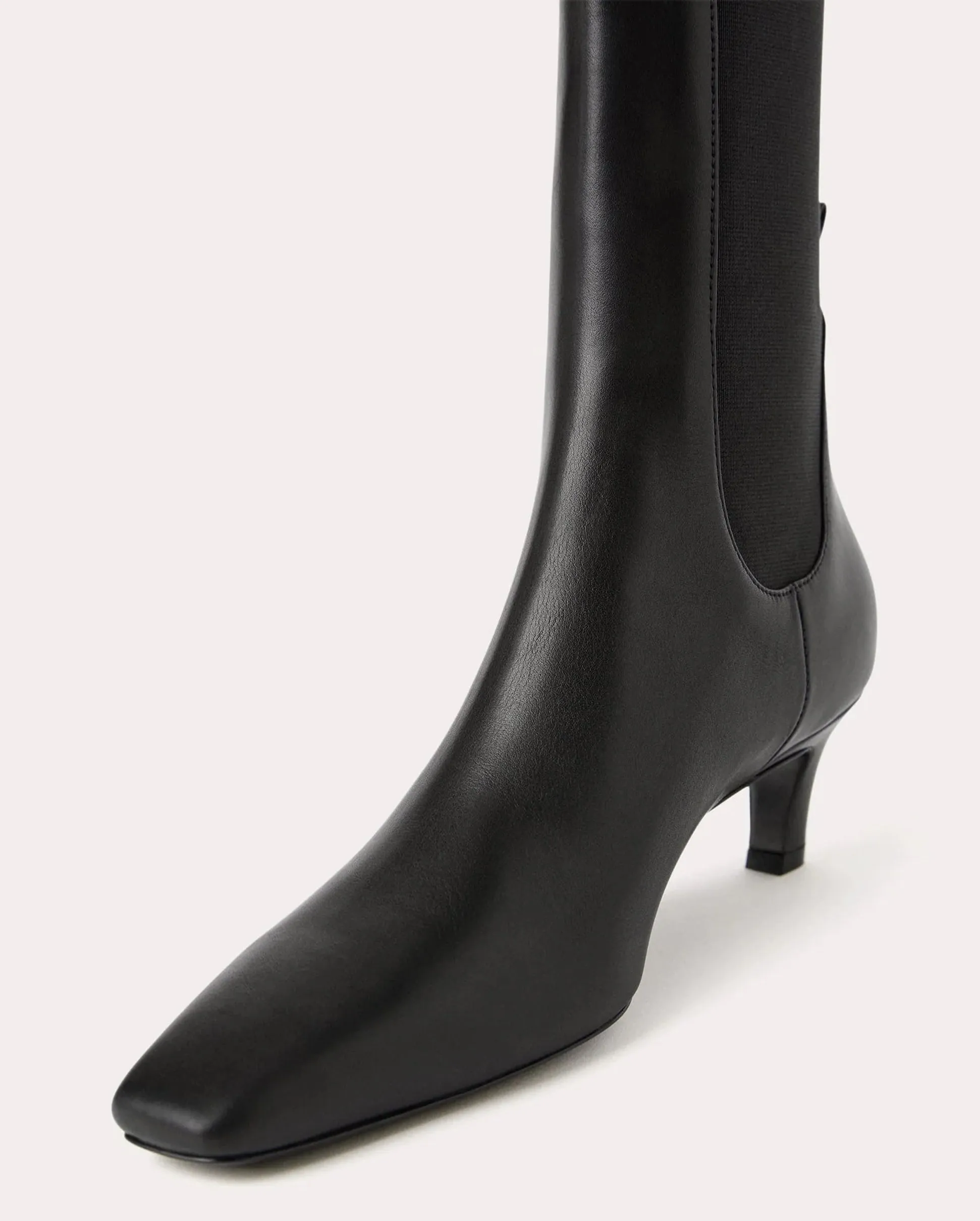 MID HEEL LEATHER BOOT / BLACK