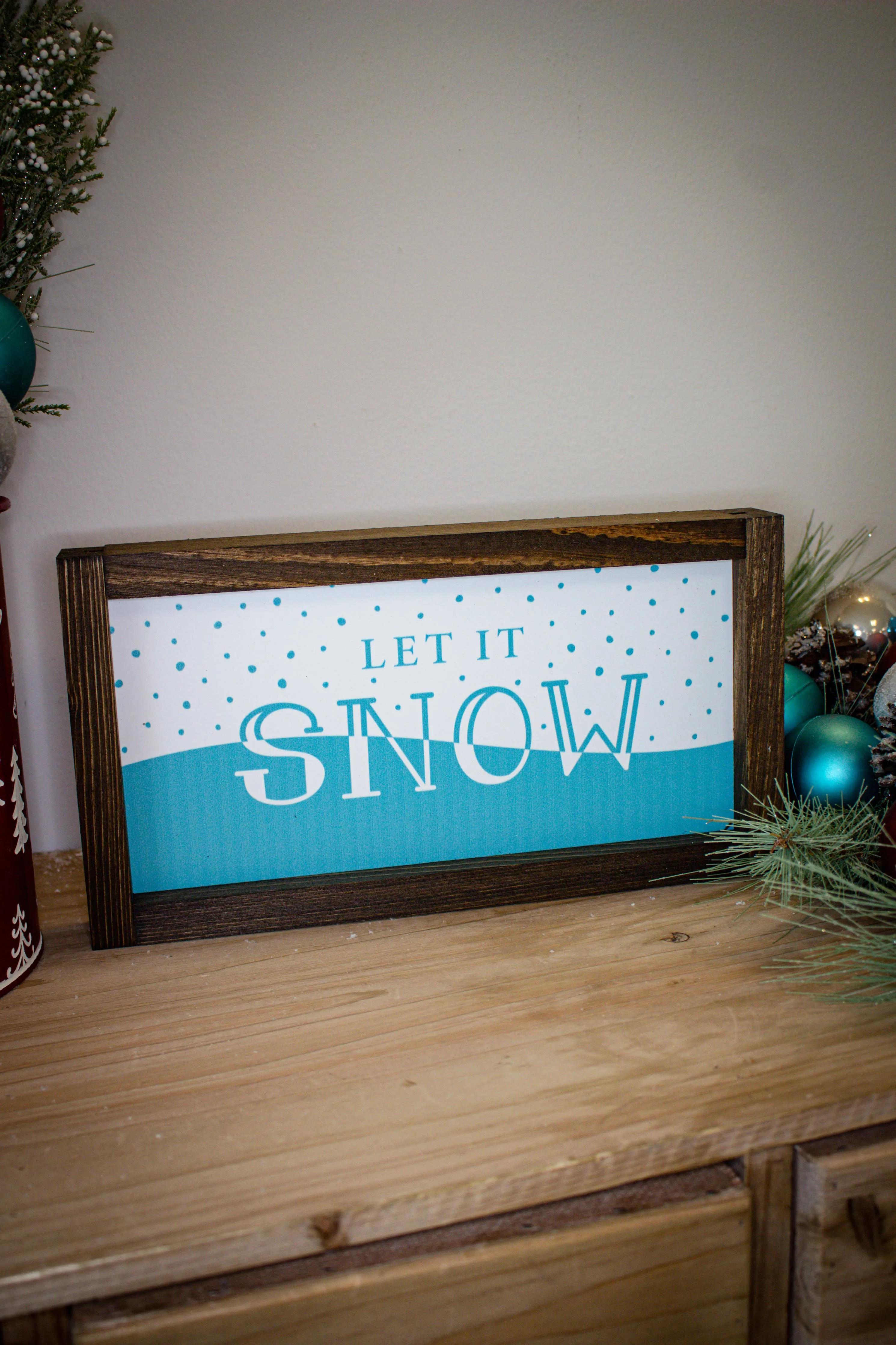 Retro Let It Snow