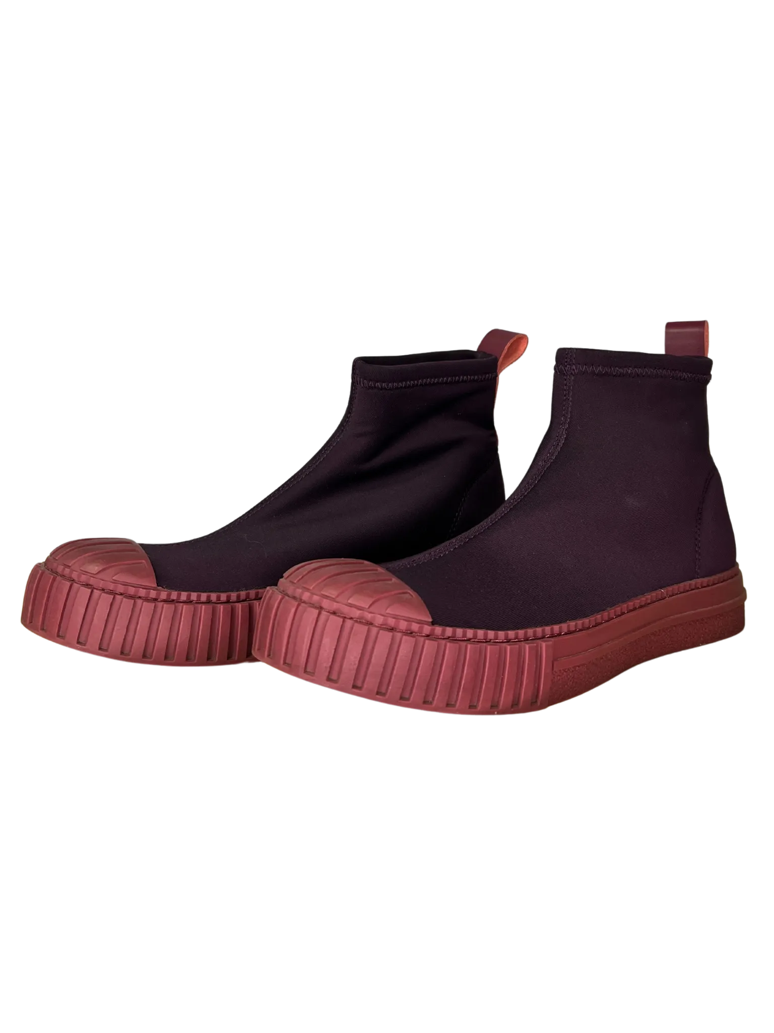 Size 37 - Radical Yes Burgundy Shoes