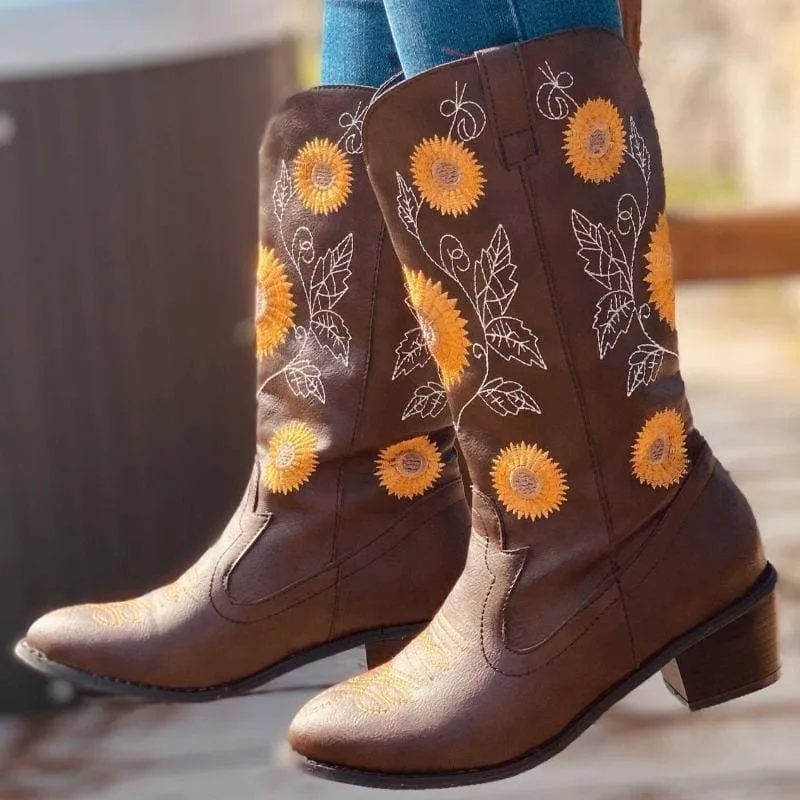 Women's Embroidery Chunky Heel Round Toe Cowgirl Boots