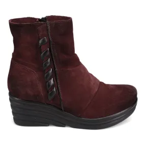 Zola Wedge Boot