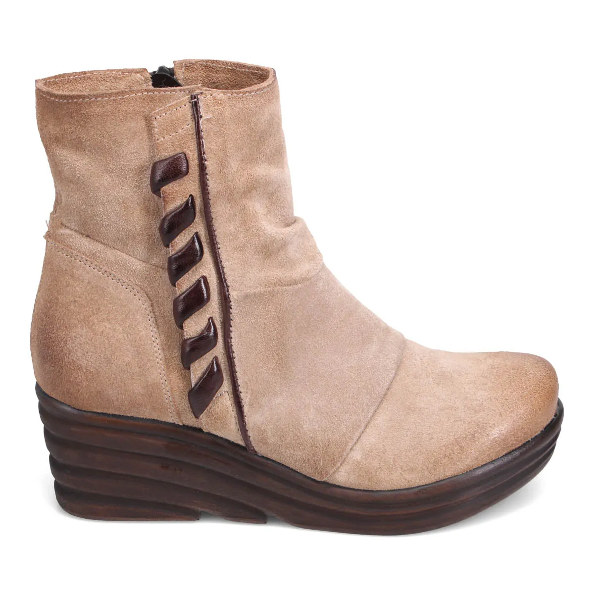 Zola Wedge Boot